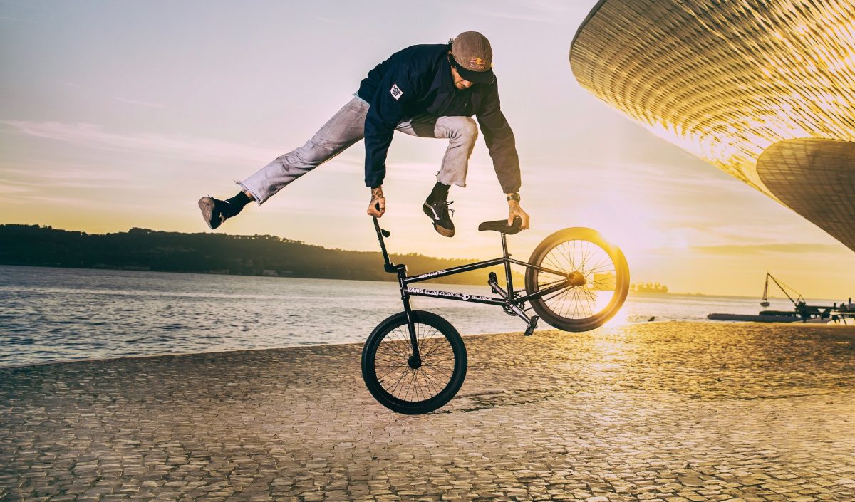 Matthias Dandois, Champion Du Monde De BMX Flat, BG Tatoué Et Bon Pote ...