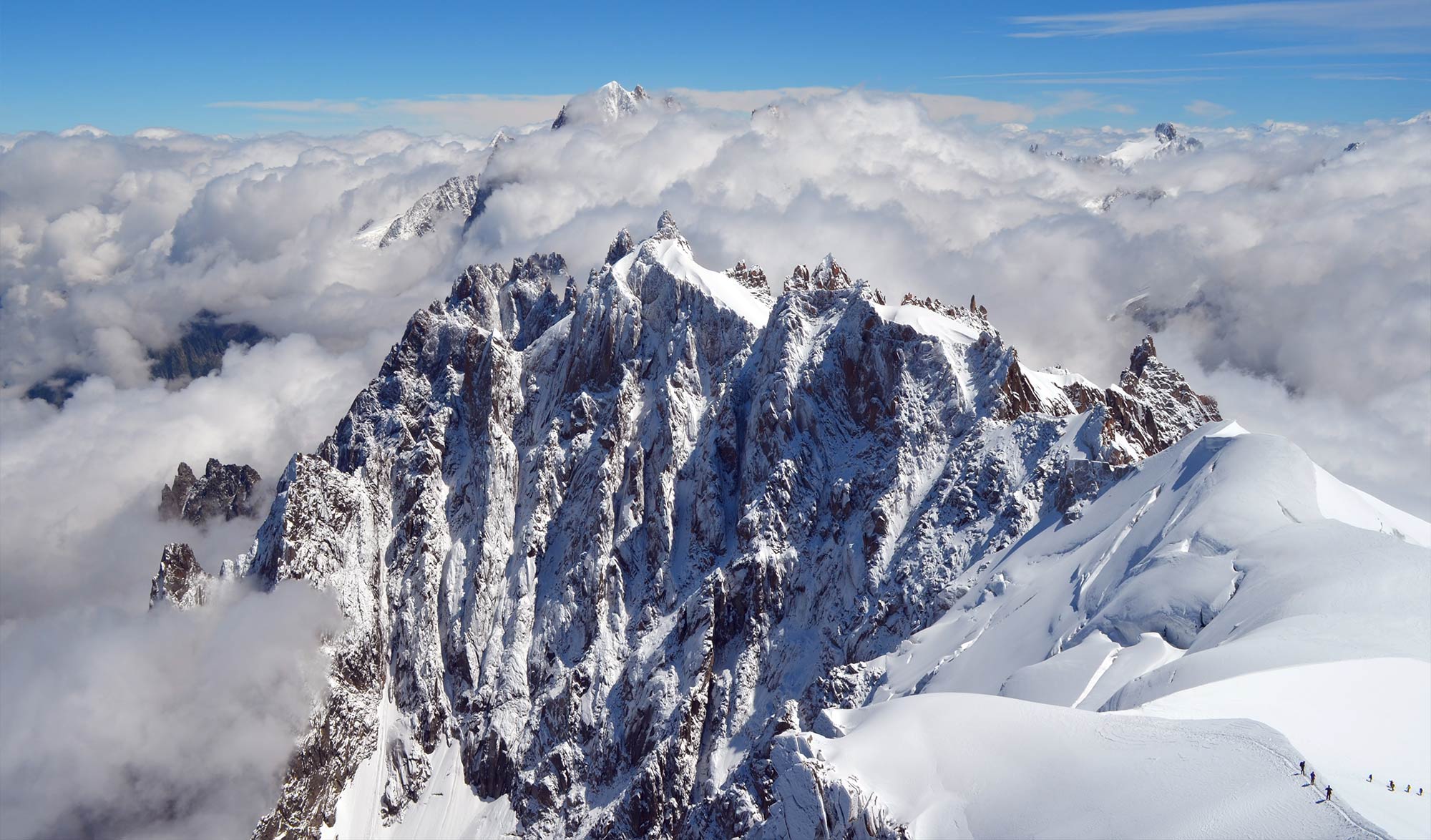 Alpinisme État Des Massifs Dans Les Alpes Avec 4 Guides