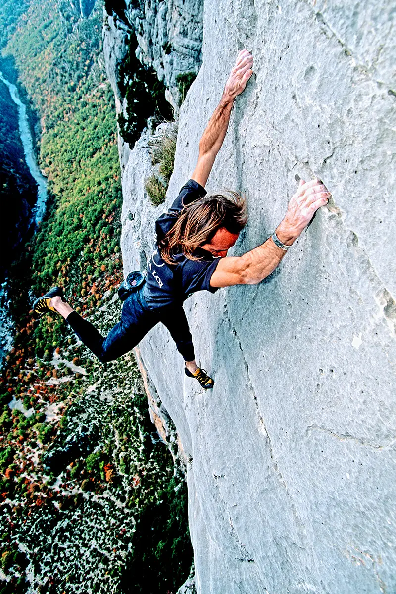 Alain Robert escalade falaise