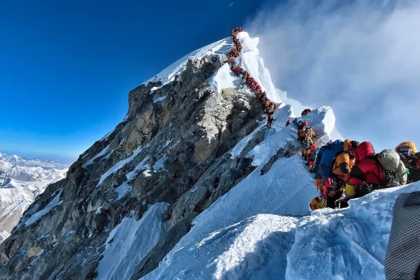 Embouteillage sommet Everest