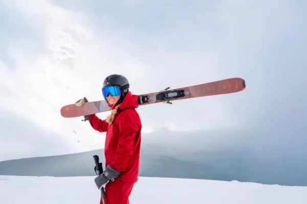 Meilleurs-skis-&-snowboard-2025