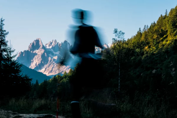 Trail Runner sur les sentier de l'UTMB