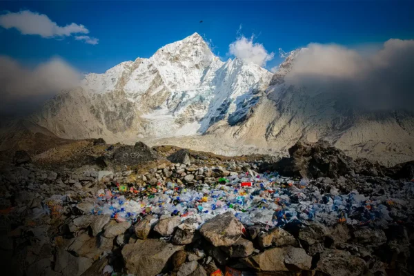 Pollution plastique Everest